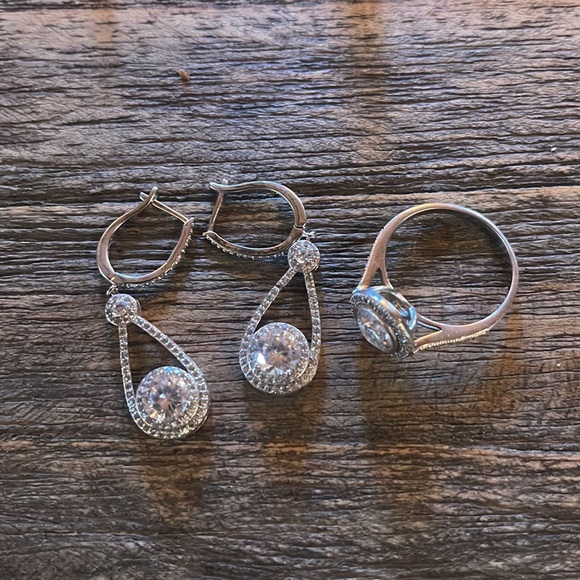 Jewelry - Earrings & Ring Set Silver 925